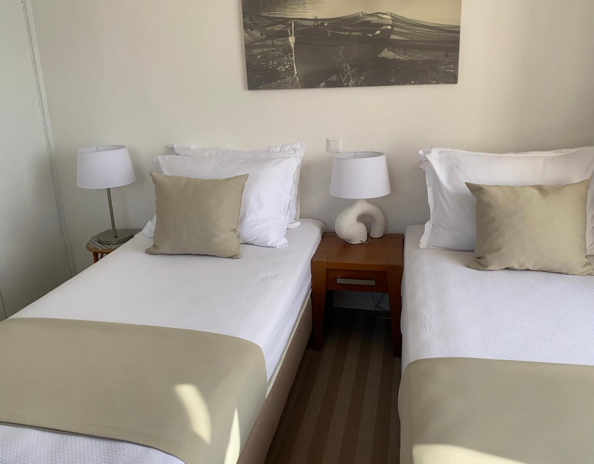 Hotel Glavovic ロプド エクステリア 写真