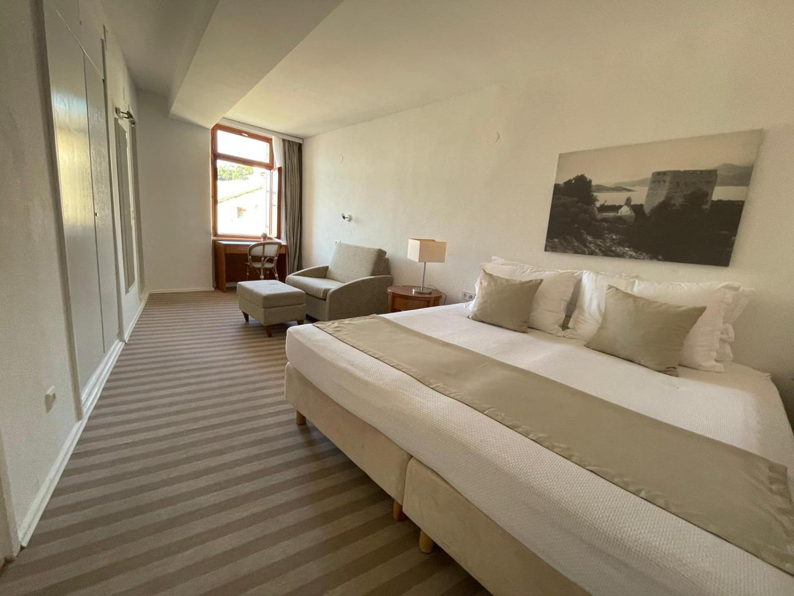 Hotel Glavovic ロプド エクステリア 写真